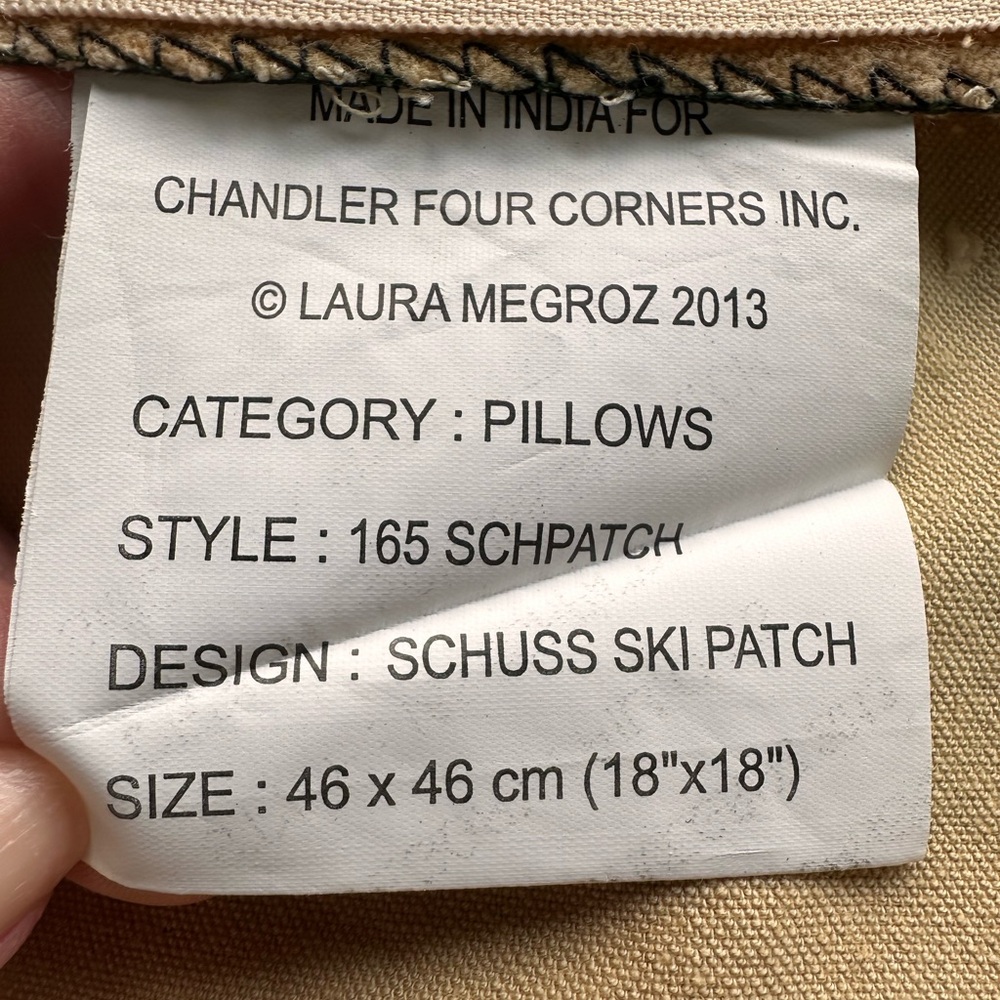 Chandler 4 corners wool hooked pillow with insert - Picture 3 of 12